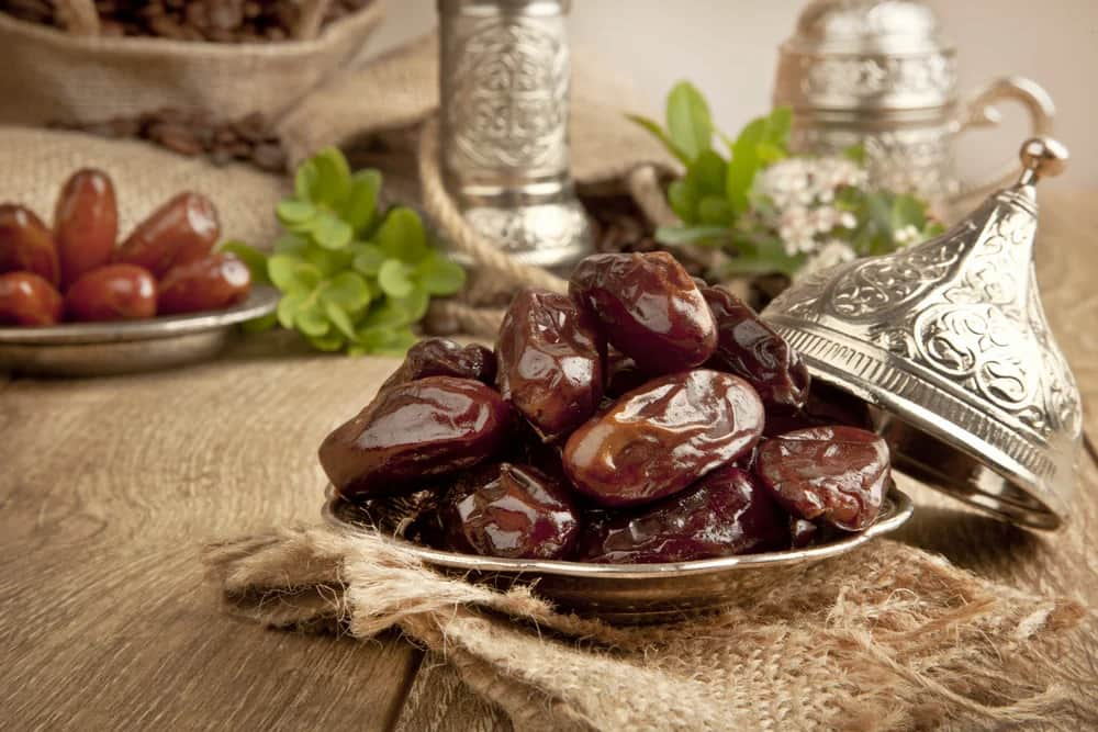 dates price in uae per kg