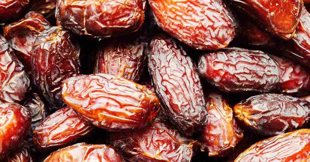 what is a Medjool date fruit