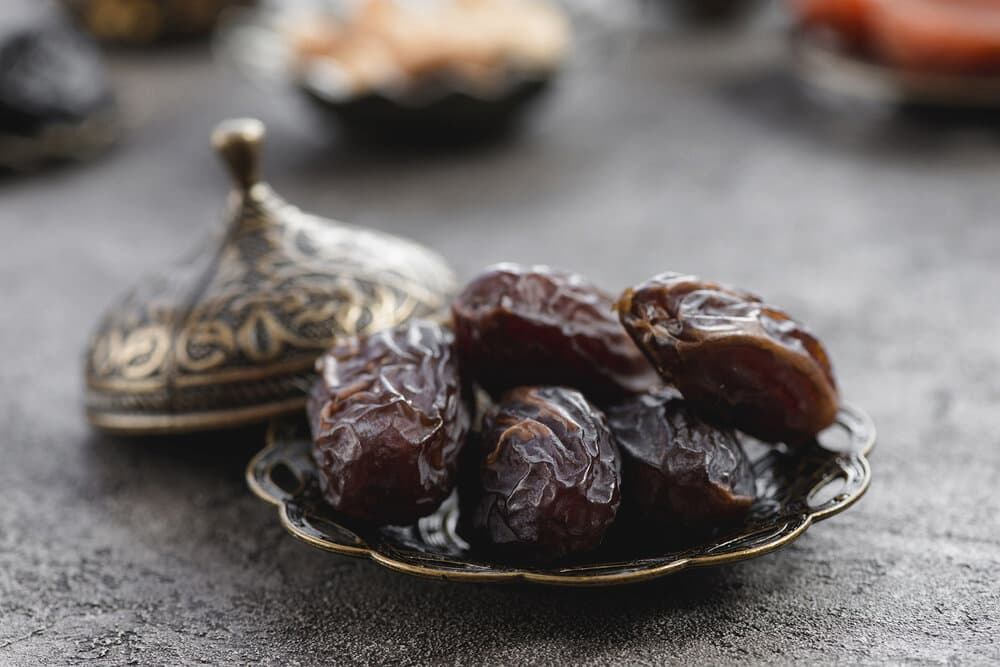 medjool dates price uae