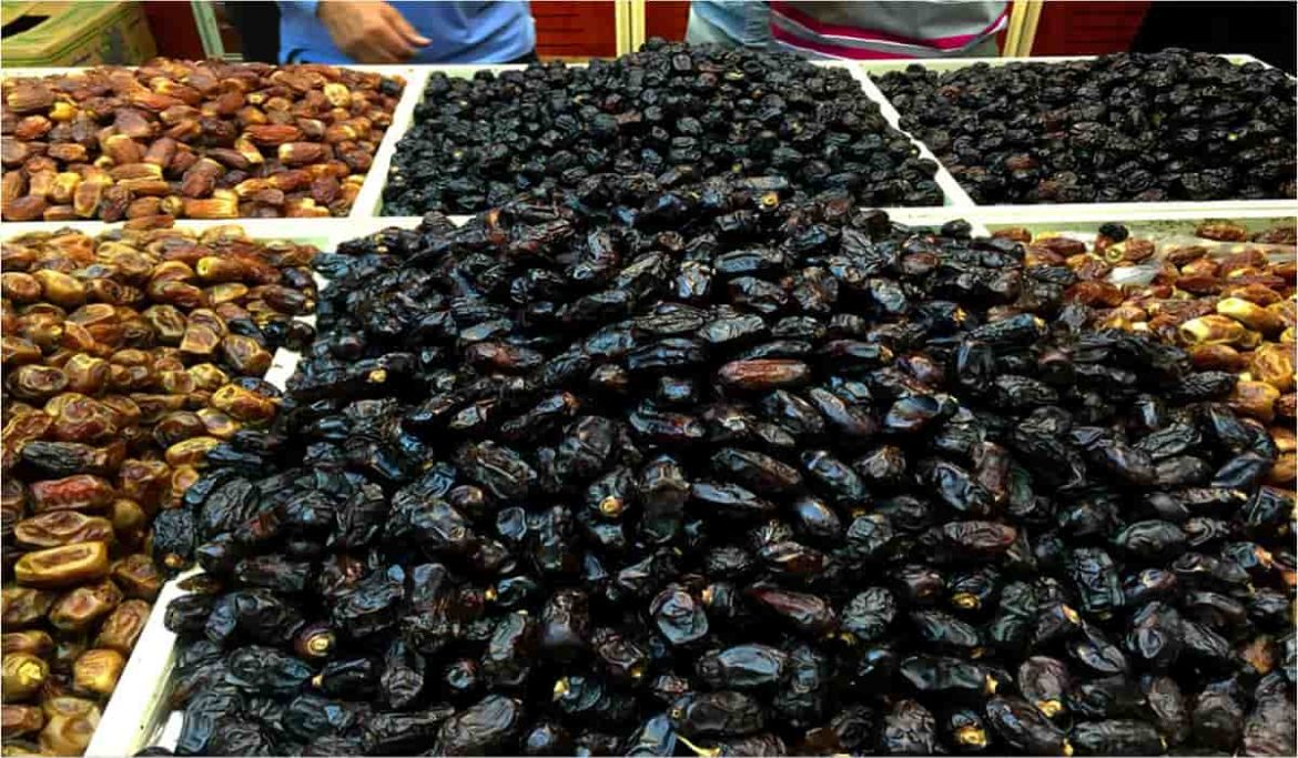 what are the benefits of black dates