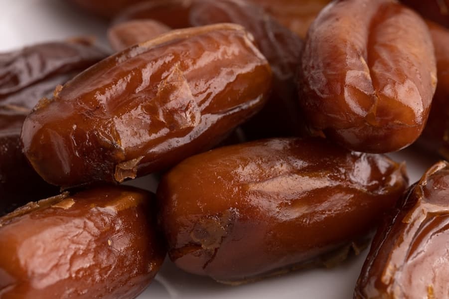  Buy royal Zahidi dates Types + Price 